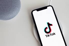 TikTok – Videos, Shop & LIVE banner